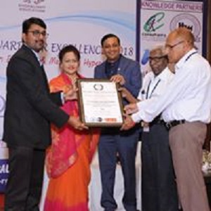 Dr Sandeep Poddar - MTC Global Award - Distinguished Faculty in Commerce